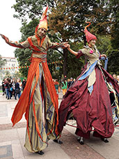 image stilts show